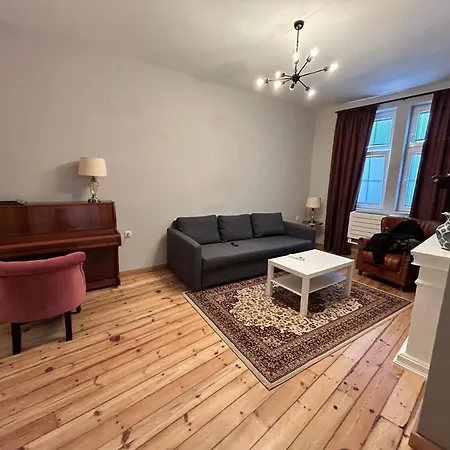1bd Apartment *